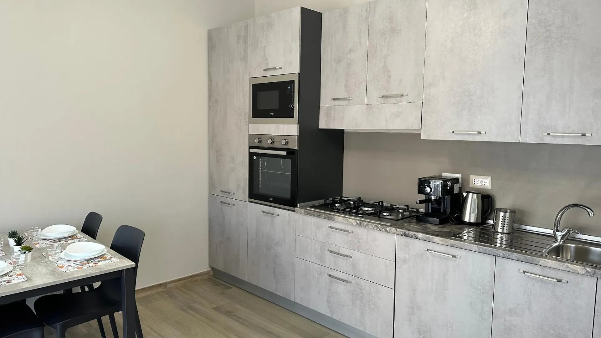 Apartment Casa Sofia, A 4 Fermate Metro Dal Vaticano Rome